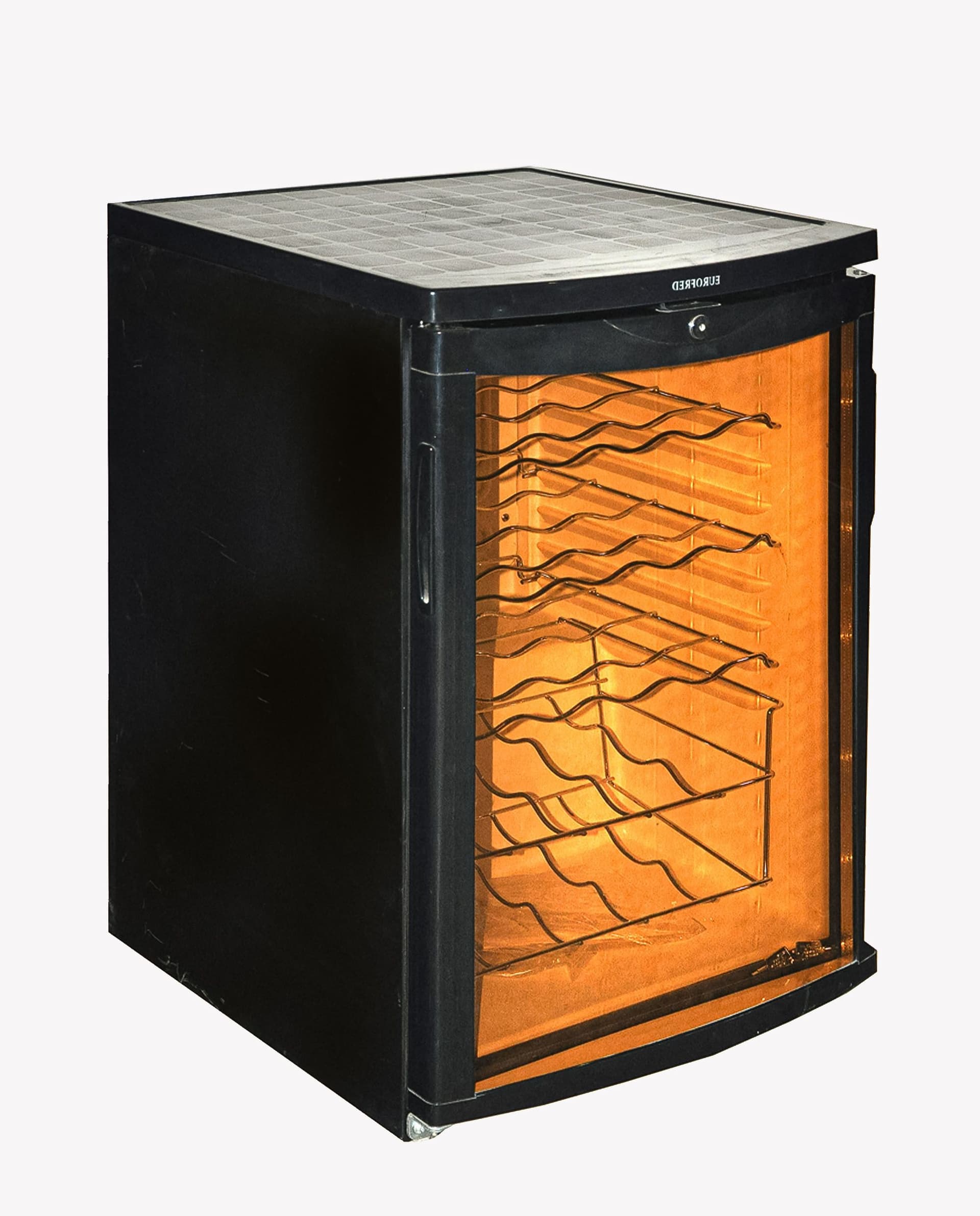 Wine cooler (18 bottles)