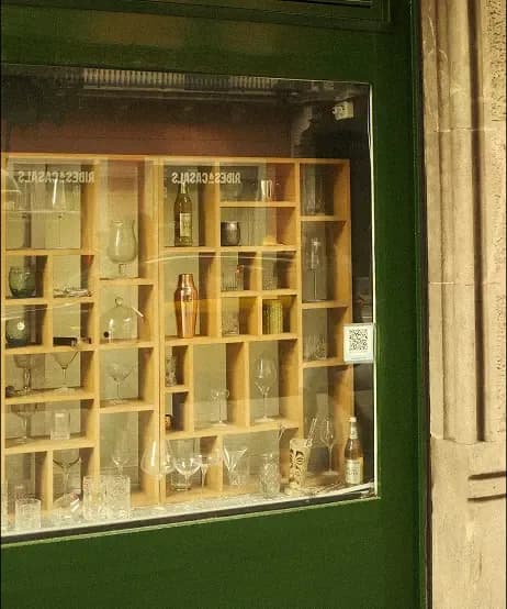 Botiga per a professionals i venda al detall